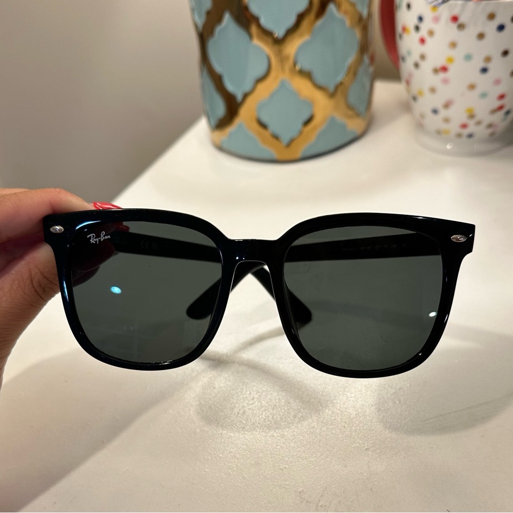 Ray Ban RB 4401D